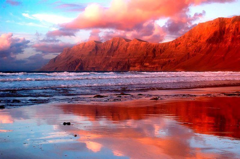 Beautiful Small Bungalow, Amazing Views And Garden Famara Luaran gambar