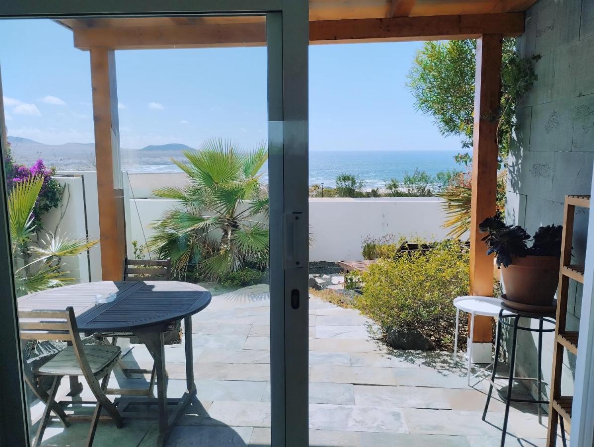 Beautiful Small Bungalow, Amazing Views And Garden Famara Luaran gambar